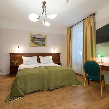 Verevi Inn *